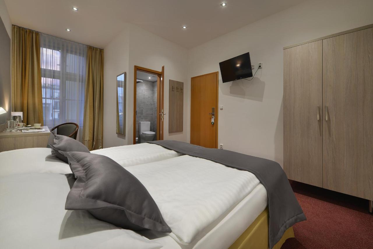 Prague Season Hotel Εξωτερικό φωτογραφία