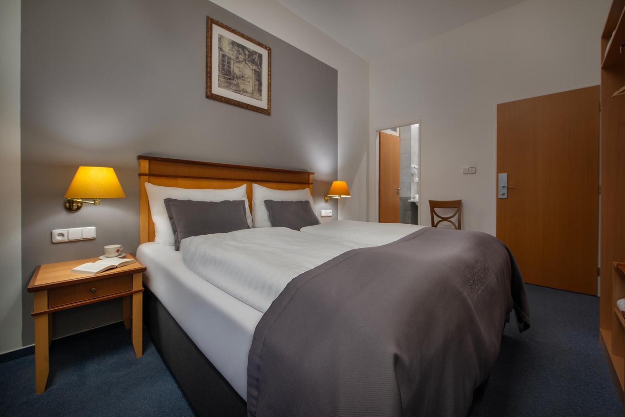 Prague Season Hotel Εξωτερικό φωτογραφία