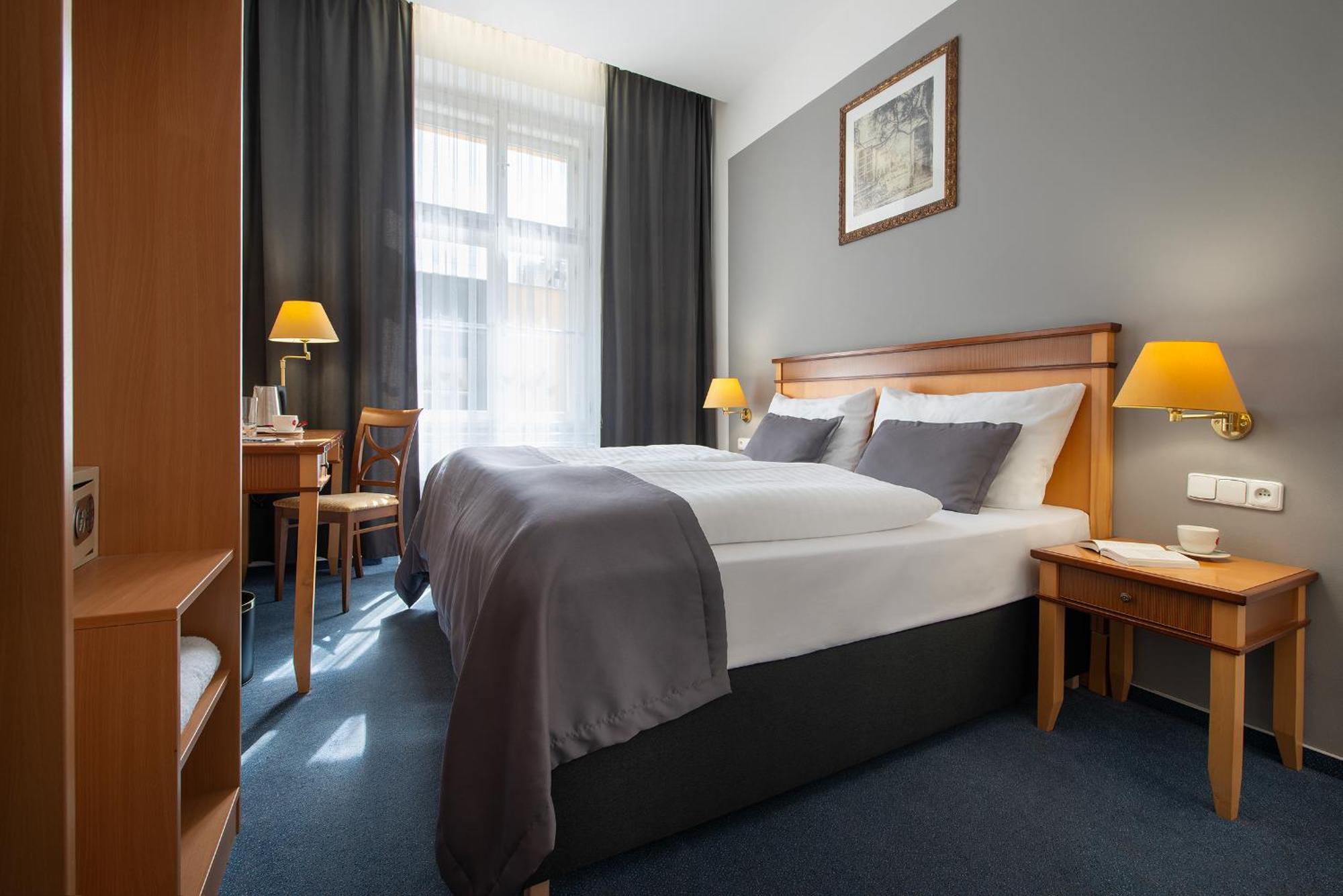 Prague Season Hotel Εξωτερικό φωτογραφία