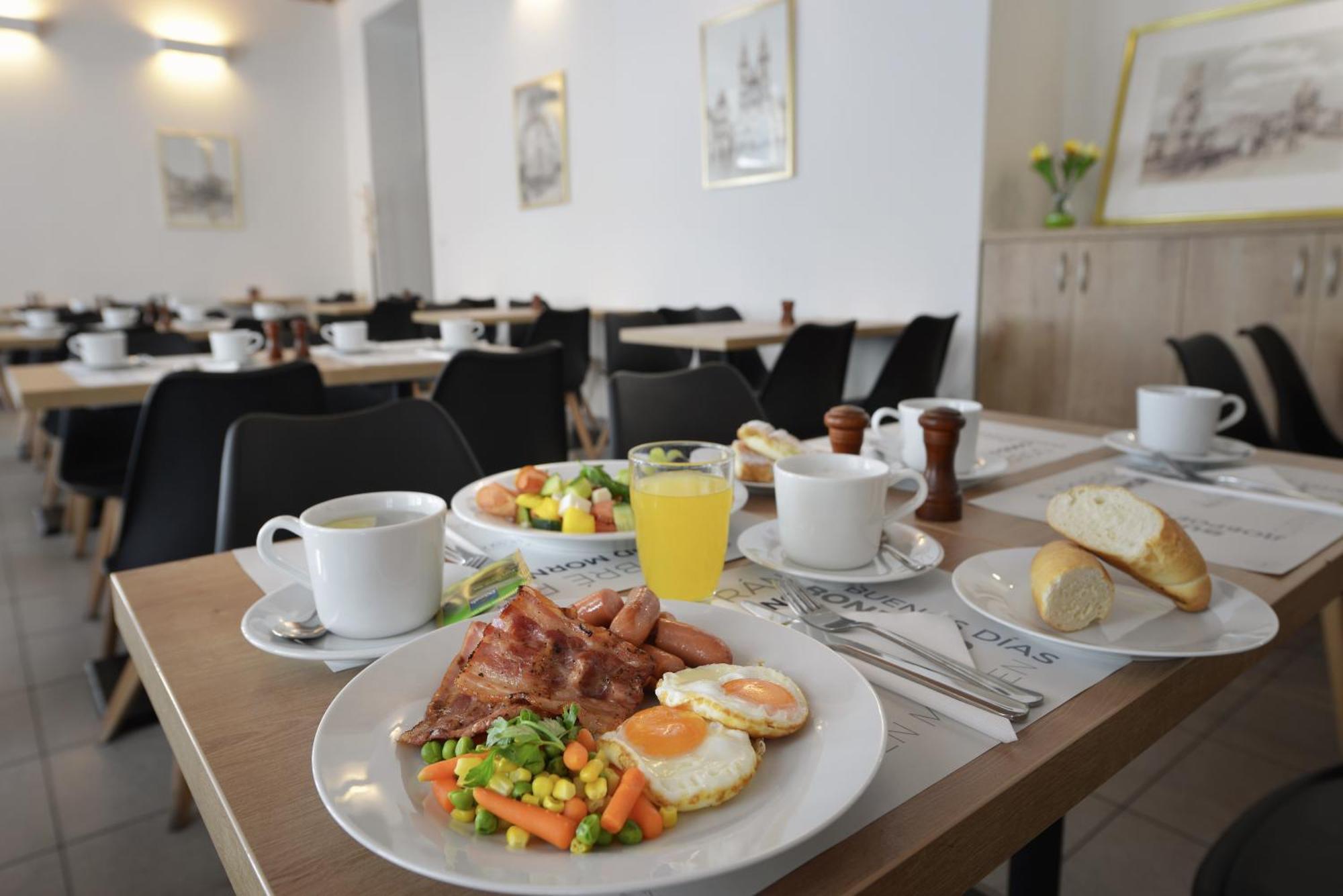 Prague Season Hotel Εξωτερικό φωτογραφία